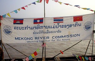 F-MRC-Eye-Asia F-MRC-Eye-Asia