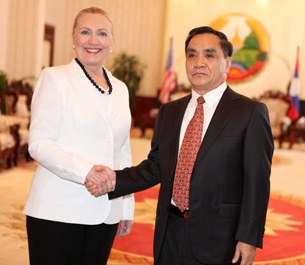 F-Clinton-Thongsing F-Clinton-Thongsing