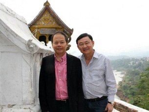 F-Taksin-with-his-attorney F-Taksin-with-his-attorney