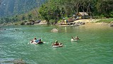 F-tubing-tourists