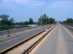 F-lao-train-tracks F-lao-train-tracks