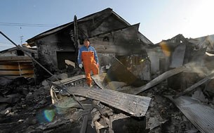 F-burnt-house F-burnt-house