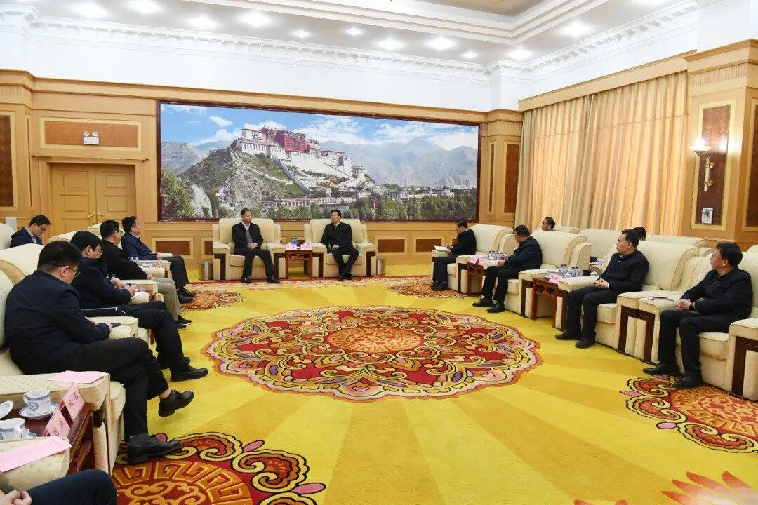 བོད་ནང་རྒྱ་ནག་དམར་ཤོག་གི་ལྟ་གྲུབ་སློབ་གསོ་རྒྱ་བསྐྱེད་གཏོང་ཐབས་སྐོར་གླེང་མོལ་སྐབས། ༤།༢༥།༢༡