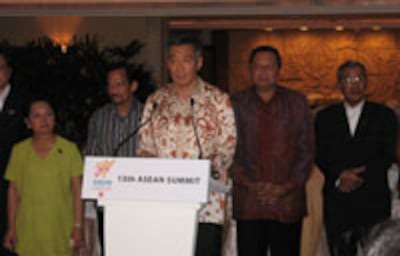 asean_presess_conf_200.jpg