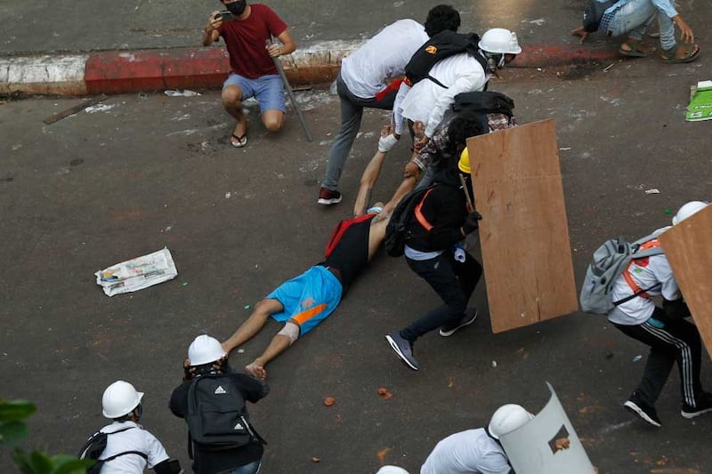 /english/multimedia/police-shooting-at-protesters-gallery-02282021224916.html/006.jpg