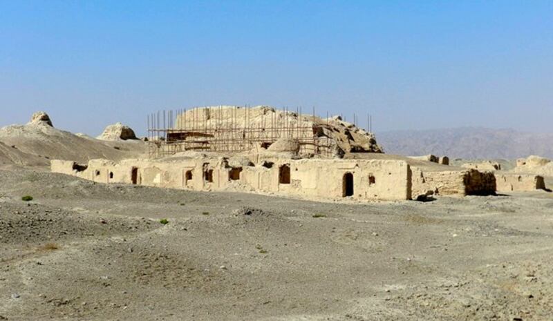 A view of the Qigexing Buddhist Temple ruins in Yanqi Hui Autonomous County, northwestern China's Xinjiang region, Oct. 4, 2012. (Rolfmueller via Wikimedia Commons)