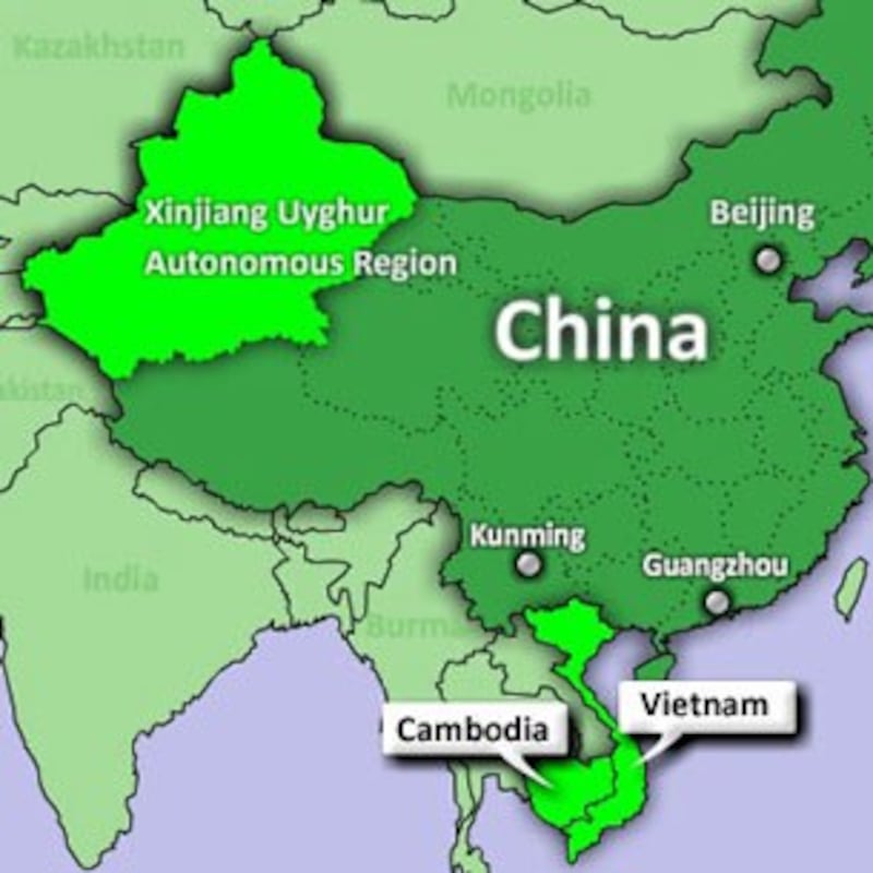 Uyghur-Escape-Map-305.jpg