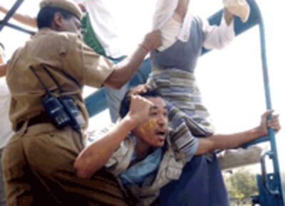 INDIA_CHINA_TIBETAN_PROT_20.gif