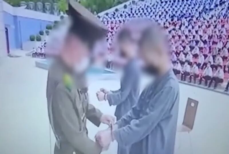 Handcuff.png