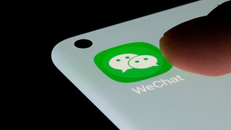 腾讯要求境外微信用户更新Wechat账号。(路透社图片)