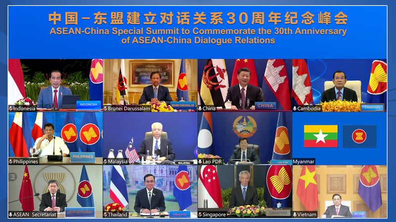 (၂၀၂၁ နိုဝင်ဘာ ၂၂ ရက်နေ့က တရုတ်-အာဆီယံအစည်းအဝေးကို မြန်မာမပါဝင်ဘဲ ကျင်းပစဥ်) Photo: ASEAN Secretariat