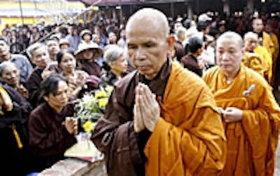 vietnam_monk_200px.jpg
