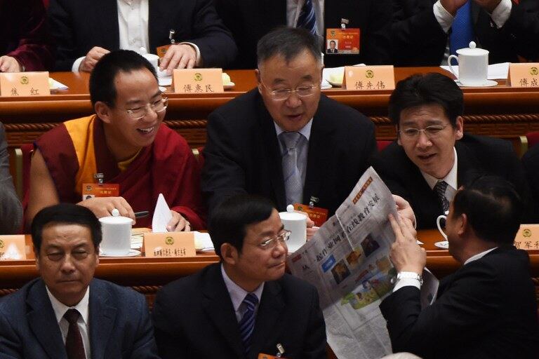 རྒྱ་ནག་གཞུང་གིས་ངོས་འཛིན་བྱས་པའི་པཎ་ཆེན་རྒྱན་མཚན་ནོར་བུ་རྒྱ་ནག་ཆབ་སྲིད་གྲོས་ཚོགས་མཇུག་སྒྲིལ་སྐབས། ༢༠༡༣།༣།༡༣