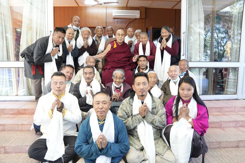 Dalai lama senior Tibetans from Clementown (1).JPG