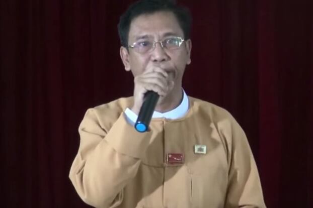 မင်္ဂလာတောင်ညွန့်မြို့နယ် လွှတ်တော်ကိုယ်စားလှယ် ဦးလှဌေး ကို တွေ့ရစဉ်