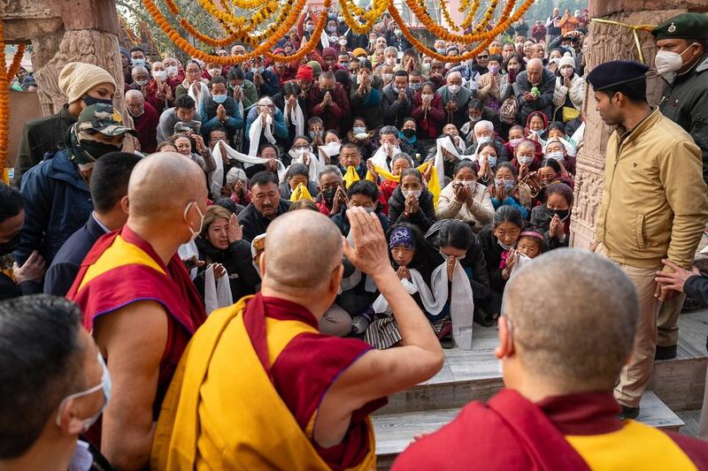 Pilgrimage the Mahabodhi Temple to Conclude Bodhgaya Visit (2).jpg