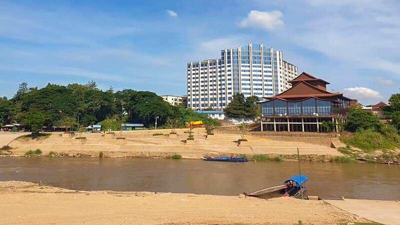 ကရင်ပြည်နယ်၊ မြဝတီမြို့နယ်၊ ရွှေကုက္ကိုမြို့သစ်တစ်နေရာကို ၂၀၂၃ ခုနှစ်၊ နိုဝင်ဘာလတွင် တွေ့ရစဉ်။ (Photo: RFA)