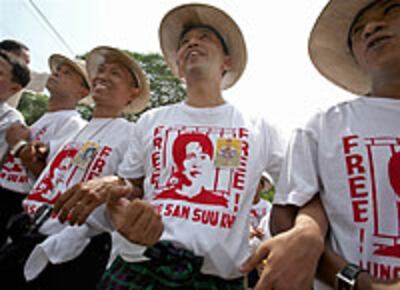 student_leaders_05-27_200px.jpg