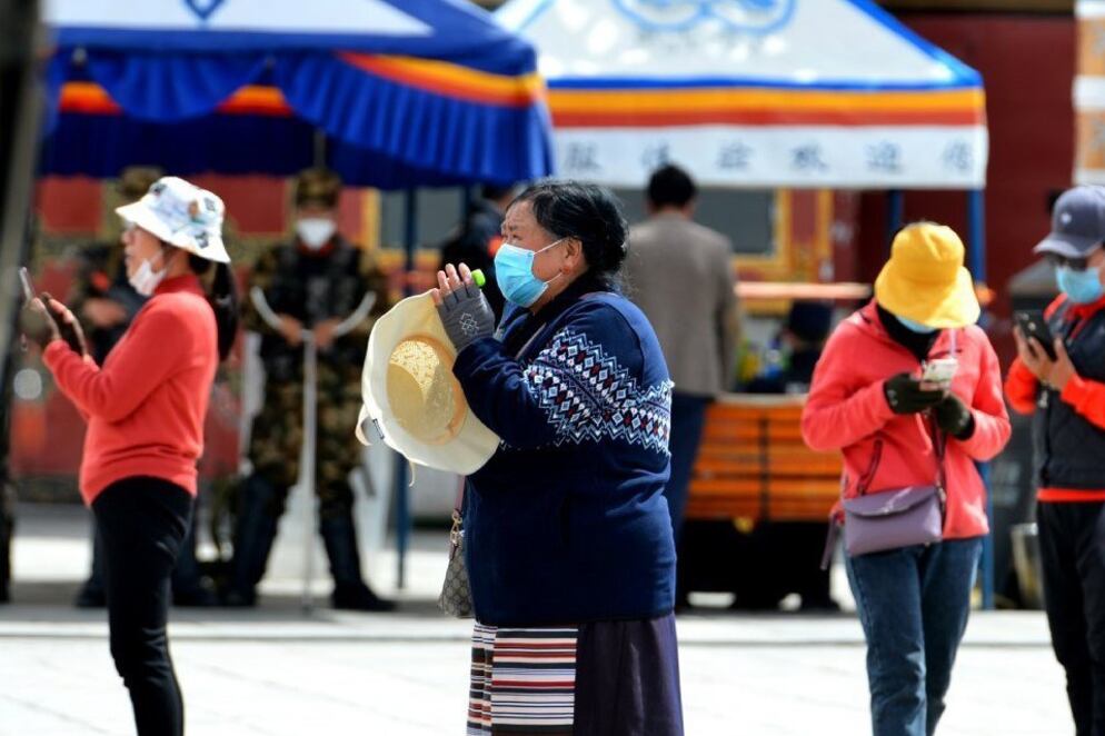 ལྷ་སའི་གཙུག་ལག་ཁང་གི་མདུན་དང་ཉེན་རྟོག་དམག་མི། ༢༠༢༠