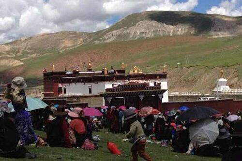 ཝ་ཐང་འབྲོང་ངུར་དགོན།