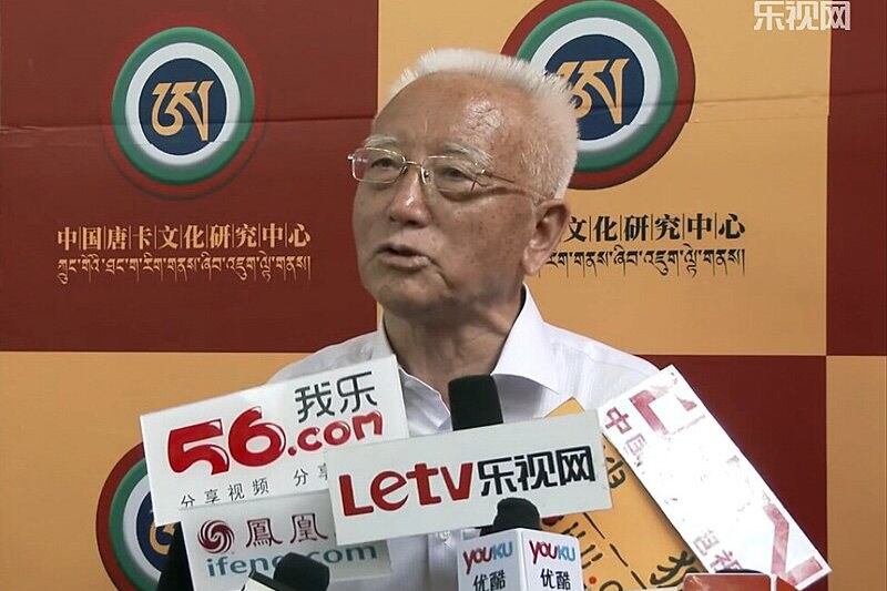 གླིང་སྒྲུང་དང་བོད་རིག་པའི་ཆེད་མཁས་པ་འཇམ་དཔལ་རྒྱ་མཚོ་ལགས།