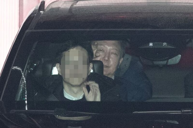 (사진3)윤석열모자이크.jpeg
