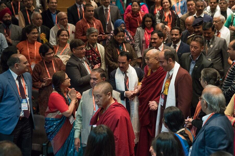 ༧གོང་ས་མཆོག་སྨན་པ་ཚོའི་ལྷན་ཚོགས་སུ་ཕེབས་སྐབས། ༢༠༡༦།༡༡།༥