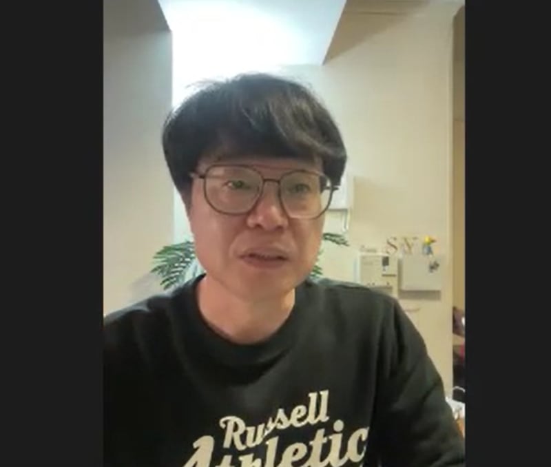 유튜브 채널 '시드니한량의 세계여행'을 운영하고 있는 김영일 씨.