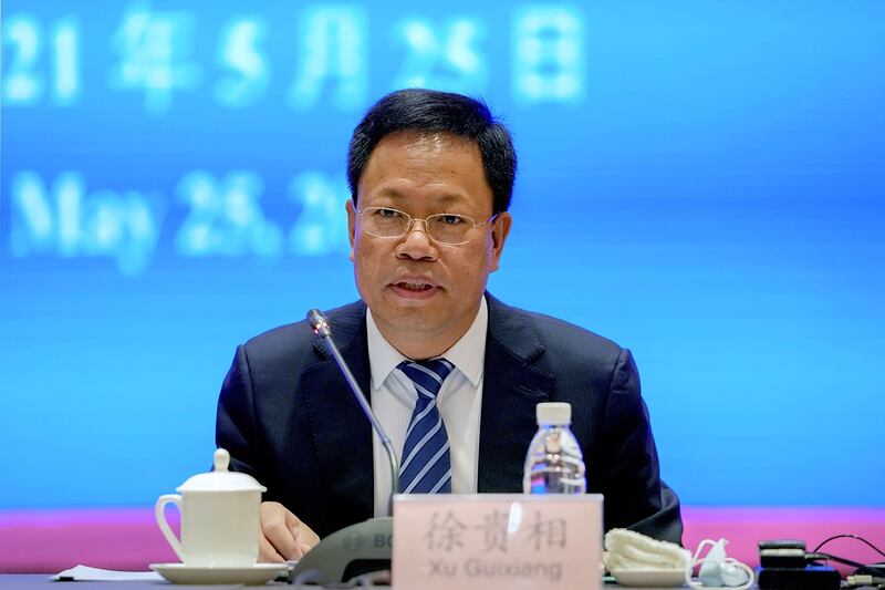 2021年5月25日,新疆维吾尔自治区人民政府发言人徐贵相在北京就涉疆问题举行记者会上。(美联社)