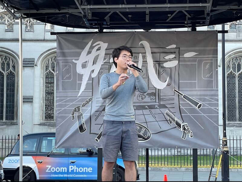 伦敦集会主办组织之一、“英国港侨协会”创办人郑文杰形容,“831事件”是反送中运动中最血腥、最沉痛的一夜,港人从此对香港警队失去信心。 (吕熙摄)