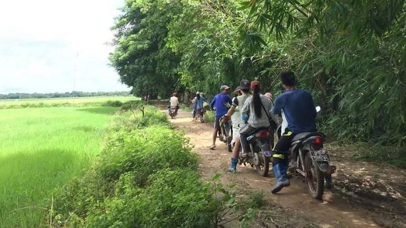 ညောင်လေးပင်ခရိုင် လယ်ဒိုမြို့နယ်အတွင်း တိုက်ပွဲများကြောင့် ထွက်ပြေးတိမ်းရှောင်နေရသည့် ဒေသခံများအား ၂၀၂၃ ခုနှစ်၊ ဇူလိုင် ၂၇ ရက်နေ့က တွေ့ရစဉ်။ (Photo: 𝗞𝗮𝗿𝗲𝗻 𝗡𝗮𝘁𝗶𝗼𝗻𝗮𝗹 𝗨𝗻𝗶𝗼𝗻)