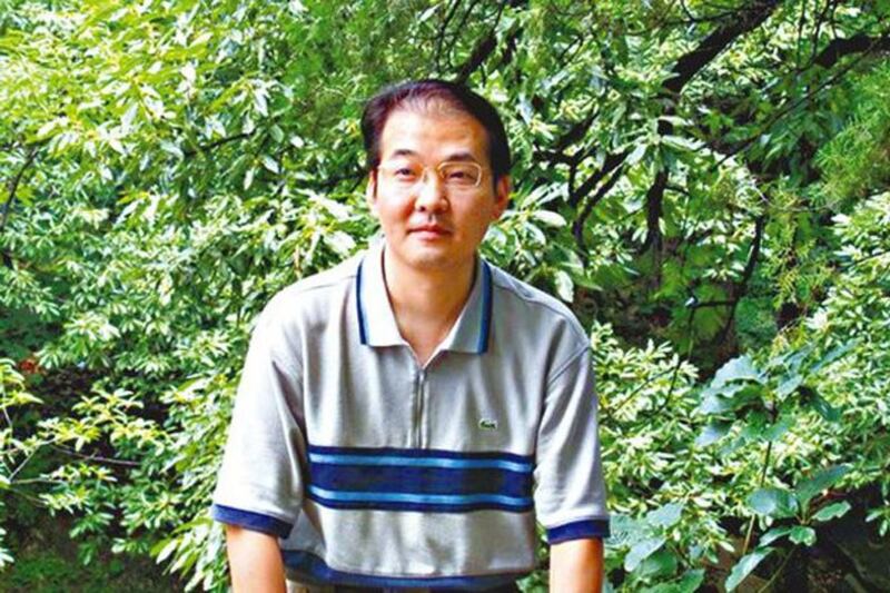 རྒྱ་ནག་གི་འགྲོ་བ་མིའི་ཐོབ་ཐང་སྲུང་སྐྱོབ་ཀྱི་ཁྲིམས་རྩོད་པ་ཤའ་ལིན་Xia Lin་གྱི་ཉེ་པར།