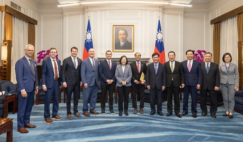 台湾的总统蔡英文表示,现在的台湾是全球民主和平重要关键角色,会持续提升和各国伙伴关系,积极走向世界。(台湾的总统府提供)