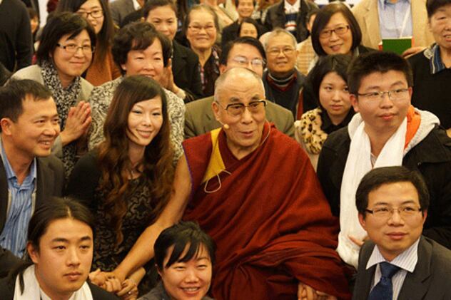 ༧གོང་ས་མཆོག་ནས་རྒྱ་རིགས་དང་མཇལ་འཕྲད་གནང་བ།