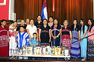 ကရင်အာဇာနည်နေ့အခမ်းအနားကို ဗြိတိန်နိုင်ငံ ရှက်ဖီးမြို့တွင် ၂ဝ၁၁ ခုနှစ် သြဂုတ်လ ၁၂ ရက်နေ့က ကျင်းပစဉ်။ (Photo: Burma Campaign UK)