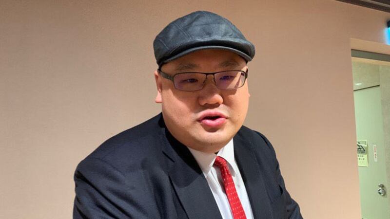 台湾中正大学战略暨国际事务研究所助理教授林颖佑认为,习近平一定知道“枪杆子出政权”,他需要掌握住解放军。(RFA/资料照)