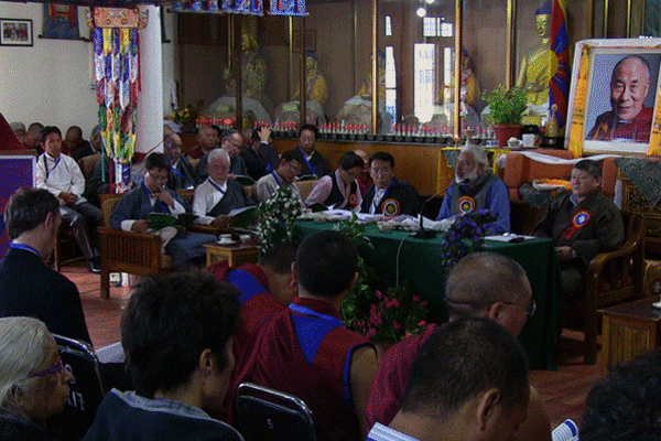 ལུས་དང་སེམས་སྲོག་གི་བགྲོ་གླེང་ཚོགས་ཆེན།