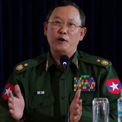 တပ်မတော် သတင်းမှန်ပြန်ကြားရေးအဖွဲ့က ဗိုလ်ချုပ် ထွန်းထွန်းညီ
