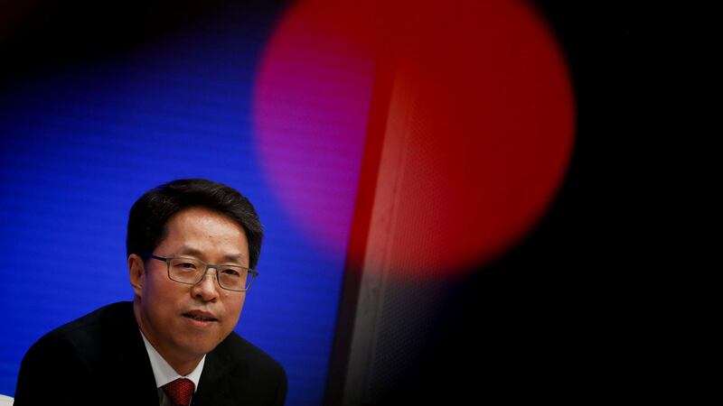 2020年7月1日,在北京,中国港澳办常务副主任张晓明出席记者会,解释刚通过并在港实施的《港区国安法》。(路透社)
