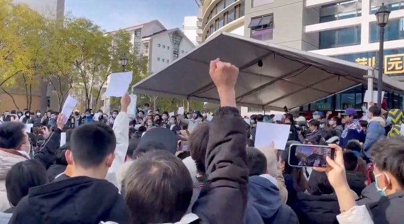 1127_ChinaProtest_004.JPG