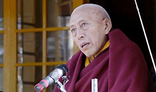 ༸རྒྱལ་མཆོག་སྐུ་ཕྲེང་༡༣པའི་རྗེས་དྲན།