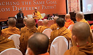 ནང་པའི་བགྲོ་གླེང༌ལྷན་ཚོགས། ནང་པའི་བགྲོ་གླེང༌ལྷན་ཚོགས།