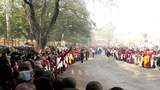 རྡོ་རྗེ་གདན་དུ་བཀའ་ཆོས་དབུ་བཙུགས་གནང་ཡོད་པ།