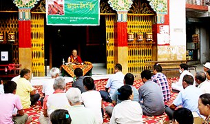 ལྡི་ལི་བོད་མི་རྣམས་ལ་ནང་ཆོས་ངོ་སྤྲོད། ལྡི་ལི་བོད་མི་རྣམས་ལ་ནང་ཆོས་ངོ་སྤྲོད།