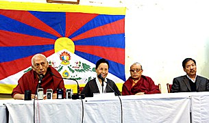 བཀའ་ཁྲི་མཆོག་ནས་བརྙན་འཕྲིན་བརྒྱུད་ལམ་གསར་པའི་དབུ་འབྱེད། བཀའ་ཁྲི་མཆོག་ནས་བརྙན་འཕྲིན་བརྒྱུད་ལམ་གསར་པའི་དབུ་འབྱེད།