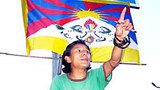 བལ་ཡུལ་དུ་བོད་མི་གཉིས་ལ་དུས་བཀག་བཙོན་འཇུག་བྱས་པ།