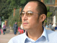 yuang-hongbin-200.jpg yuang-hongbin-200.jpg