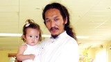 ཨི་ཛི་རེལ་དུ་འཚོ་བ་རོལ་བཞིན་པའི་ཚེ་བརྟན་རྡོ་རྗེ།