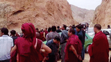 ཨ་མདོ་གཅན་ཚ་ཁུལ་དུ་རང་ལུས་མེ་སྲེག