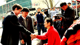 མཉམ་འབྲེལ་རྒྱལ་ཚོཌ་ནས་ཟས་བཅད་ངོ་རྒོལ་བ་ཚོར་དོ་སྣང༌།